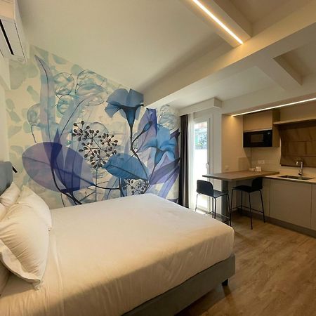VI Suites Viareggio Ngoại thất bức ảnh