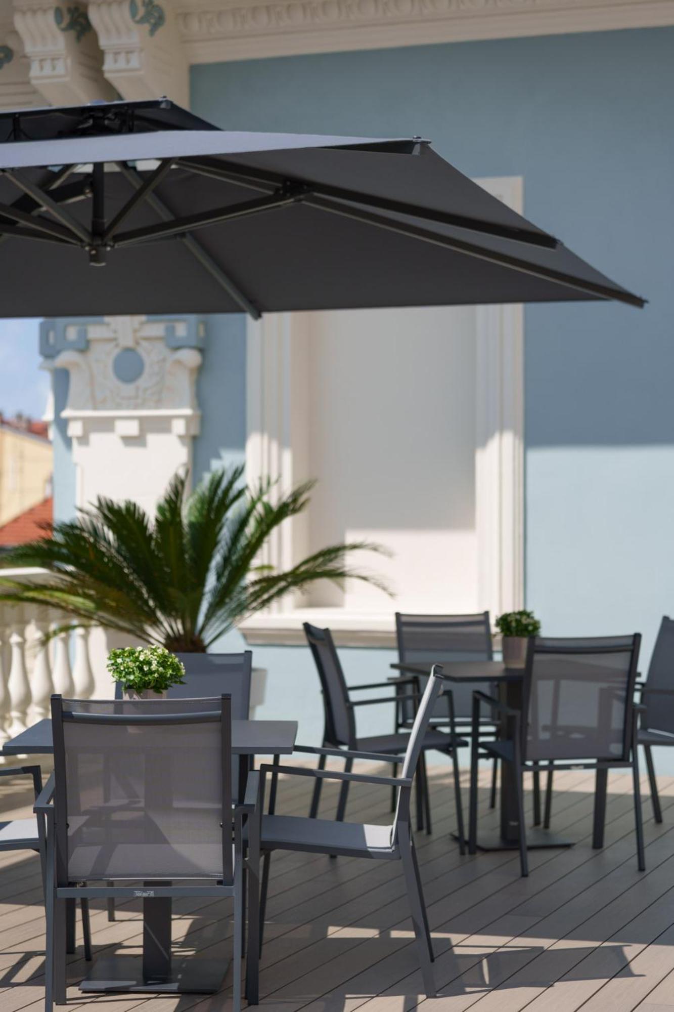 VI Suites Viareggio Ngoại thất bức ảnh